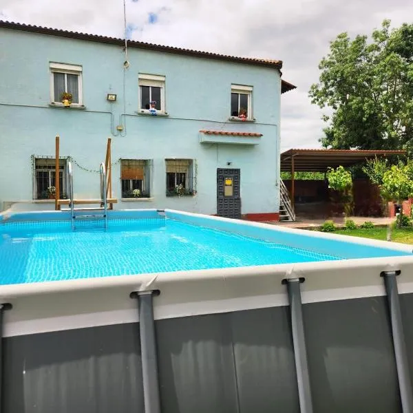 Casa Azul donde se respira tranquilidad, hotel v destinaci Lardero