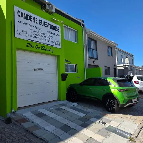 Camdene Guesthouse, hotel di Cape Town