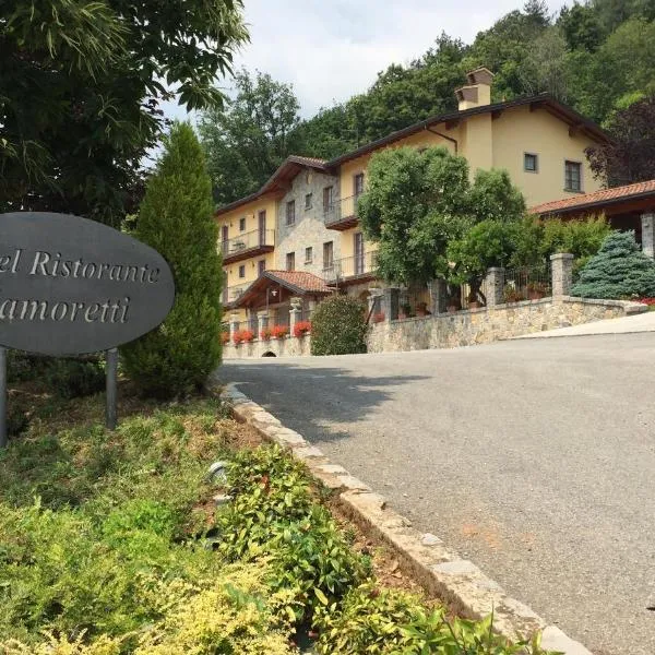 Hotel Camoretti, hotel in SantʼOmobono Imagna