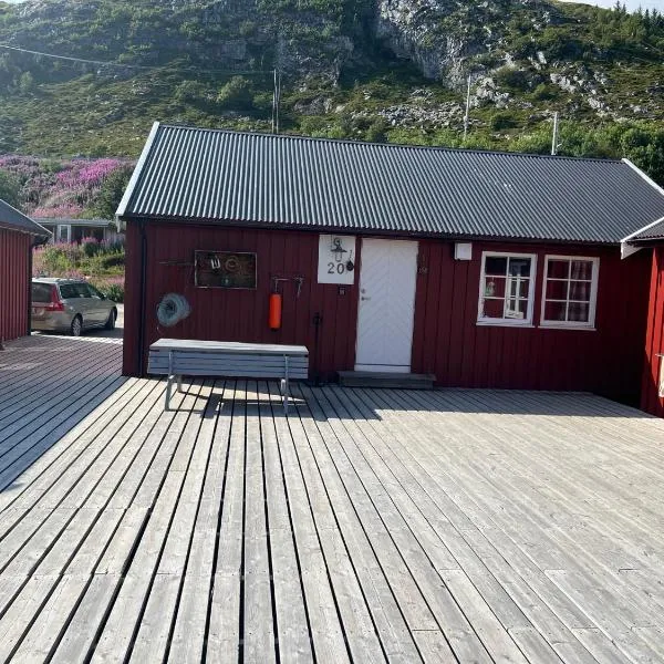 Close to sea, central, rent a boat, mountain hike, wifi, free parking, hotel in Haug