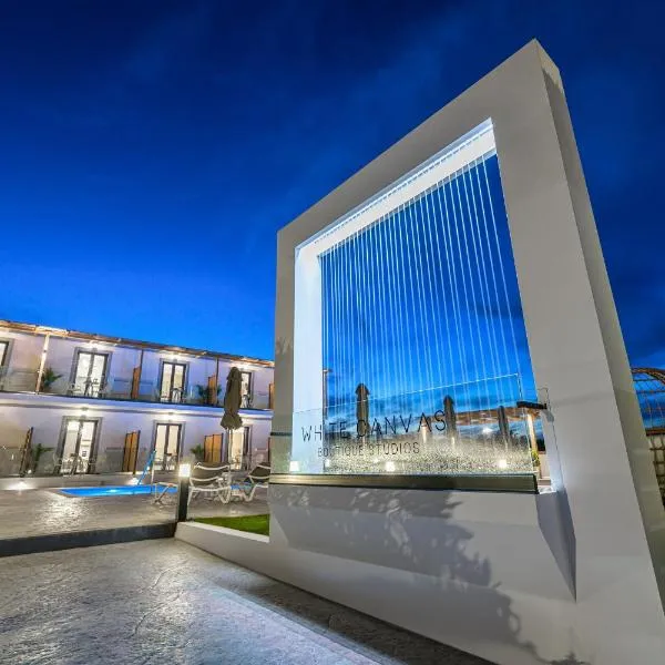 White Canvas Boutique Studios, hotel v destinaci Laganas