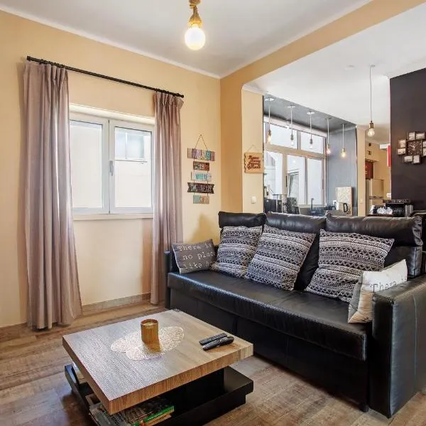 Home Away From Home, hotel di Peniche