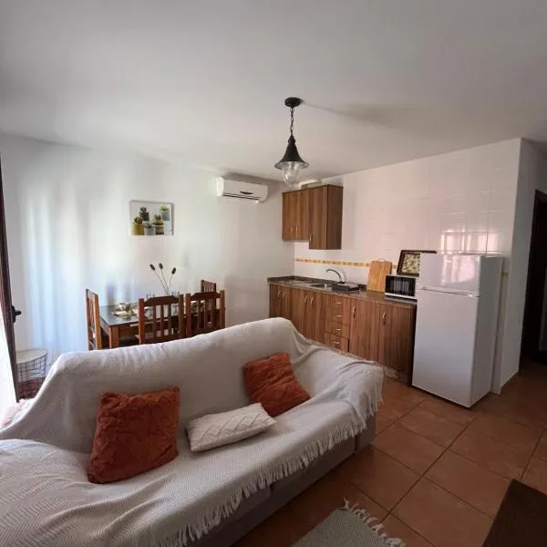 Apartamentos turísticos Rutas del Torcal 1A, hotel v destinácii Villanueva de la Concepción