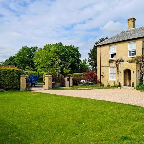 Langley House、Langleyのホテル