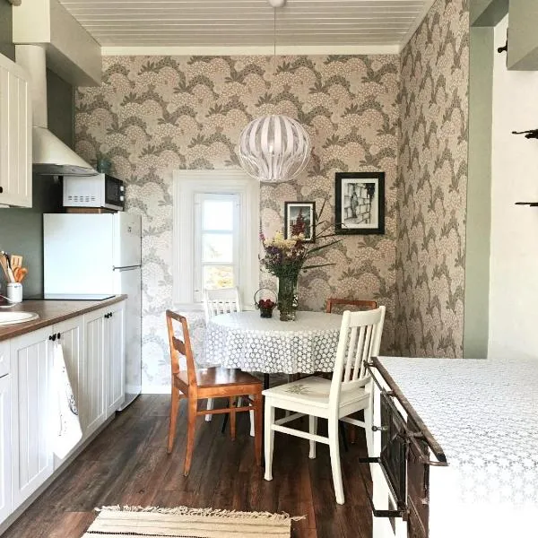 Sallimeister Linda külalistemaja., hotell i Haapsalu