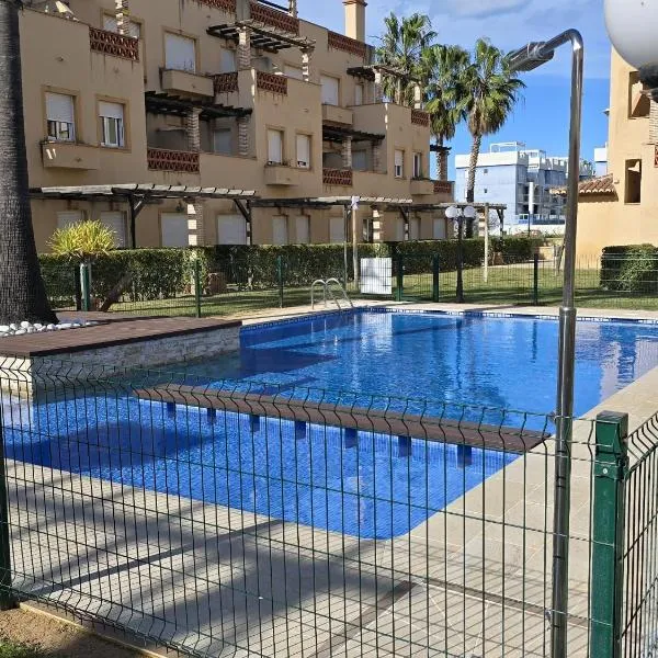 Apartamento nuevo a 200 m de la playa Rabdells oliva nova, hotel din Playa Oliva Nova