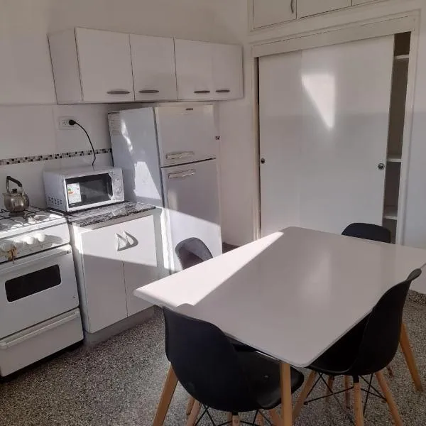 Depto Centrico en Planta Alta, hotel i Bahía Blanca