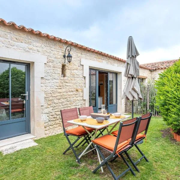 le chai de la lumineuse – hotel w mieście Saint-Pierre-dʼOléron