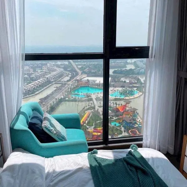 AQHOMES at Vinhomes Grand Park, hotel in Long Bình