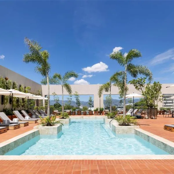 Hotel Santiago, Curio Collection By Hilton, ξενοδοχείο σε Santiago de los Caballeros