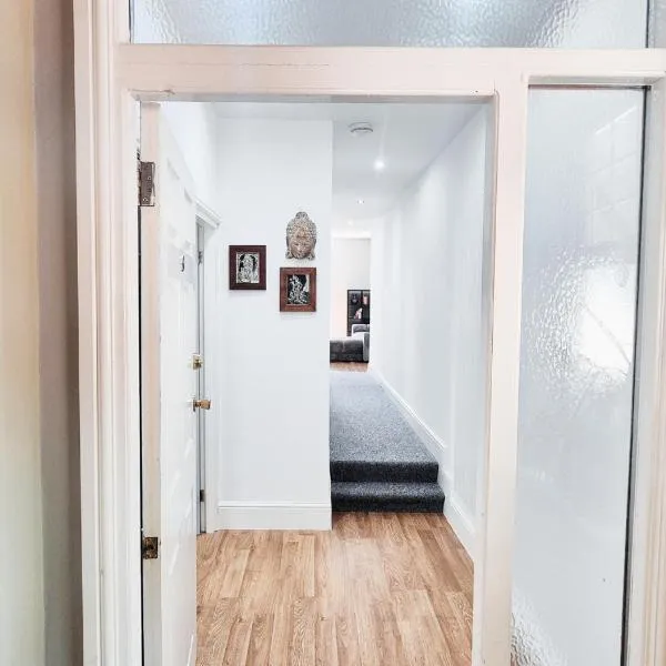 Stylish & Modern 2BR Flat nr Nottingham City Centre, hotel in Nottingham