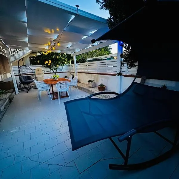 Casa di Mirabella, готель у місті Донналуката