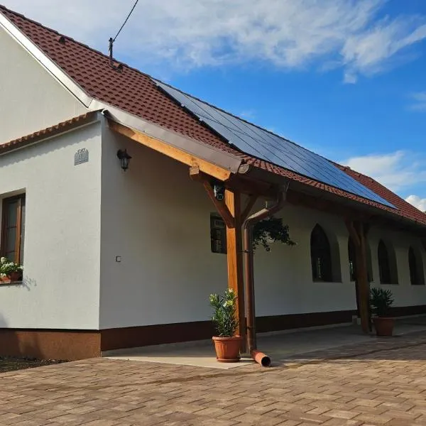 VárLak, hotel in Várbalog