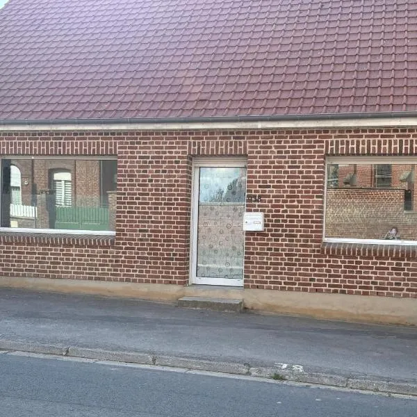 Charmante maison de campagne – hotel w mieście Gouzeaucourt