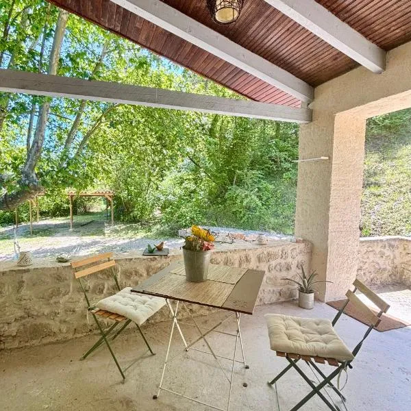 Le petit chalus, hotel v destinácii Forcalquier