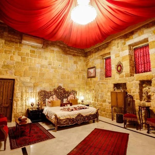 Chateau Du Comte, hotel in Aḑ Ḑahr