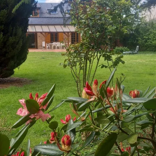Clos Le Canoel, hotel v destinaci Elbeuf