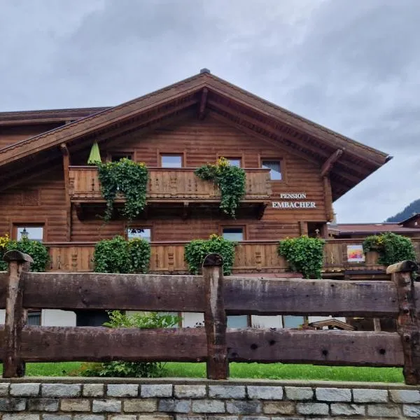 Pension Embacher, hotel v destinaci Viehhofen