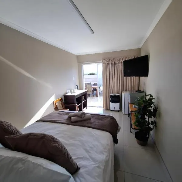 Addo River Den, hotel in Gqeberha