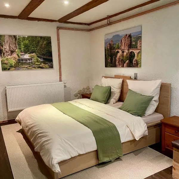 Ferienhaus-Elisabeth Bungalow-Tom Bungalow-Peter, hotel v destinaci Reinhardtsdorf