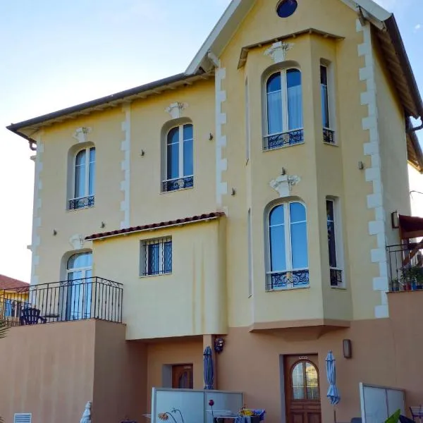 Très grand studio meublé - Juan les Pins - Logt4, hotel v destinaci Antibes