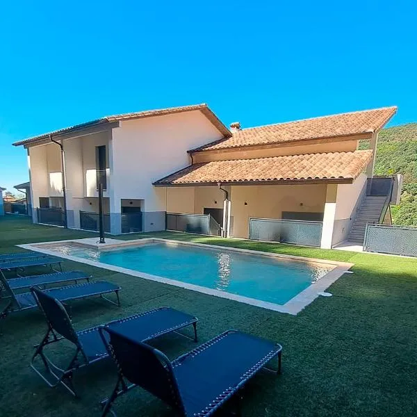 Apartamento La Monina CUEVAS DEL VALLE, hotel v destinaci Cuevas del Valle