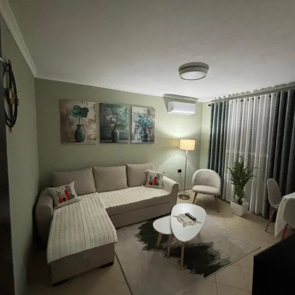 Armando's Guesthouse, hotel in Pogradec