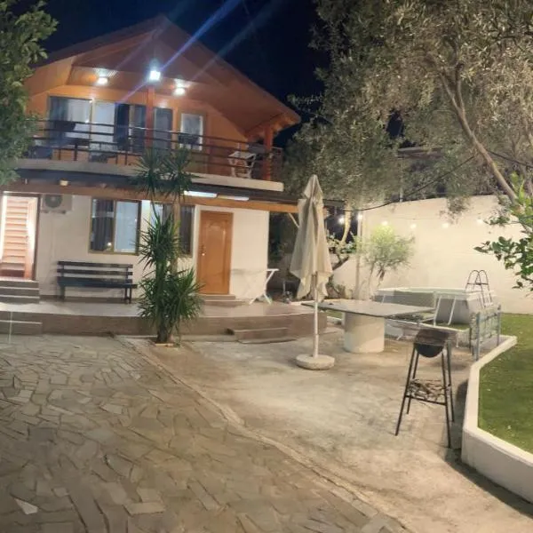 Mone luxury villa, hotel v destinaci Vlorë