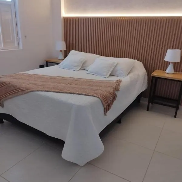 Natura 3 habitaciones rosado, hotel in Salento