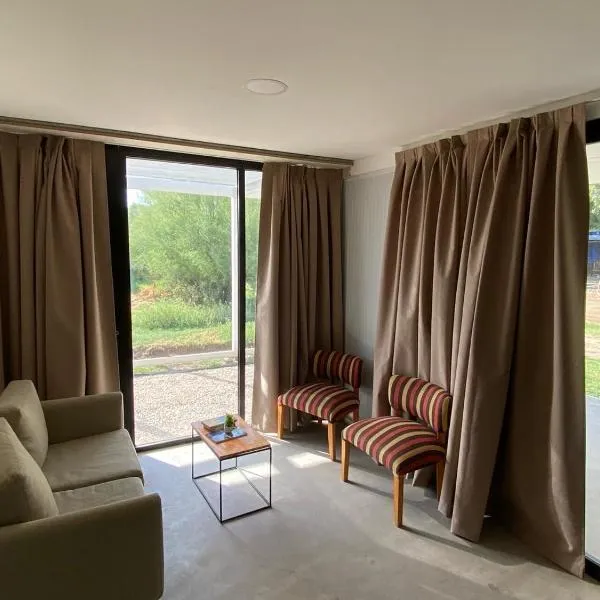 Duo, hotel in Carhué