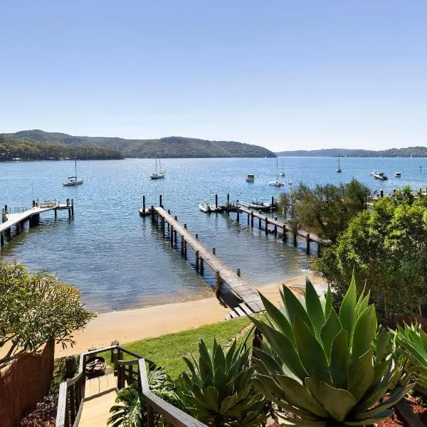 Island Paradise - Private Waterfront Retreat, hotel v destinaci Scotland Island