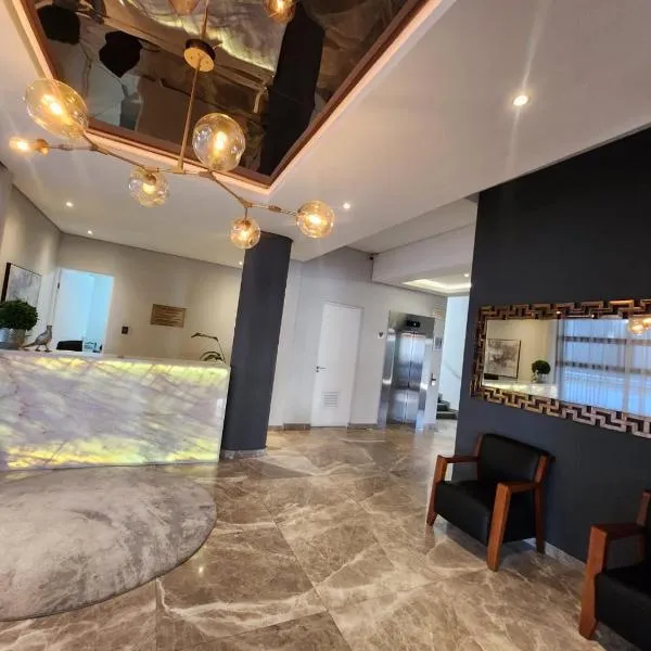Zayna, hotel in Johannesburg
