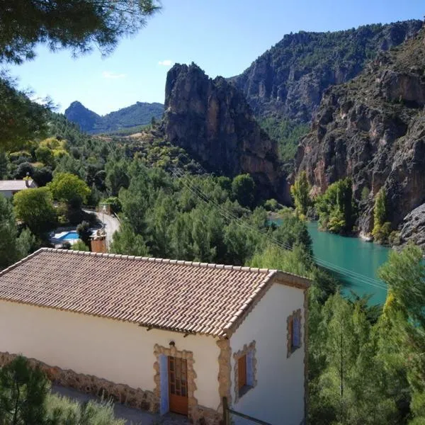 Alojamientos Rio Zumeta, hotel in El Morrion