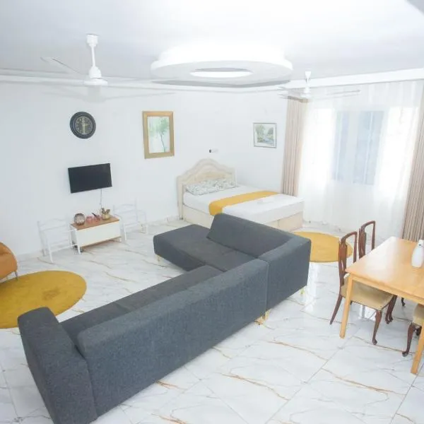 Clarah's paradise 2, hotel a Mombasa