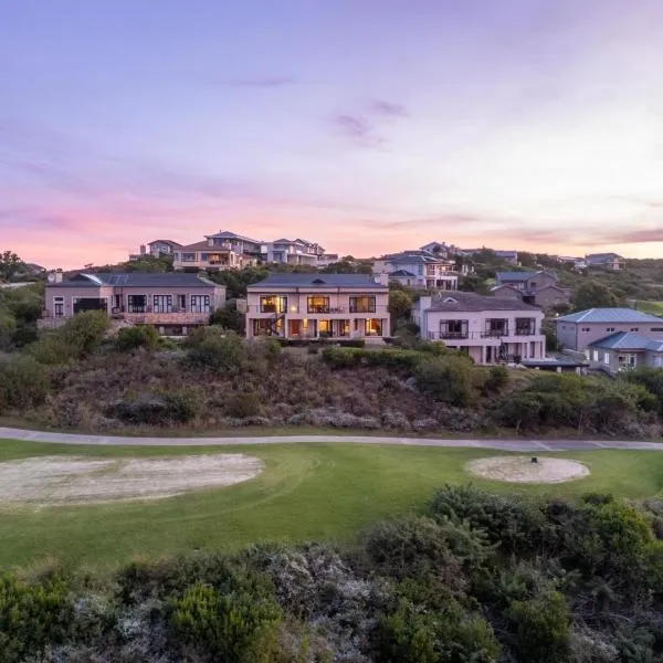 Villa On The 18th @ Pezula, hotel a Hornlee