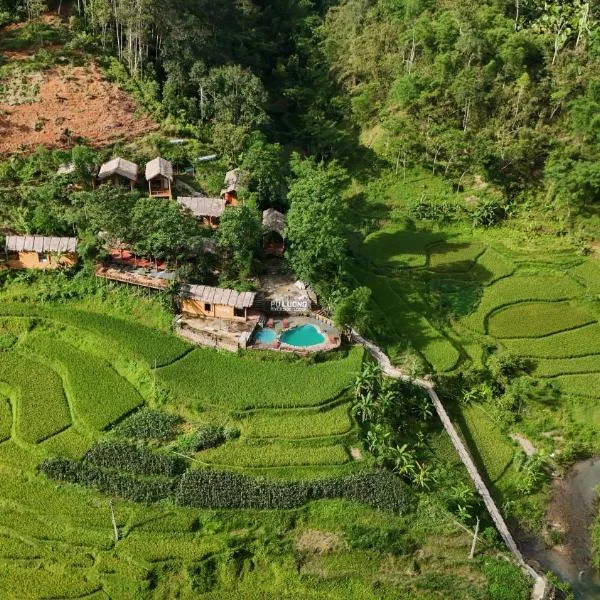 Pu Luong Riverside Lodge, hotel v destinaci Hương Bá Thước