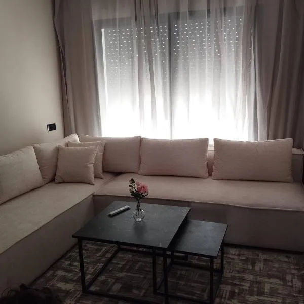 Appart familial cœur Casa, hotel in Casablanca