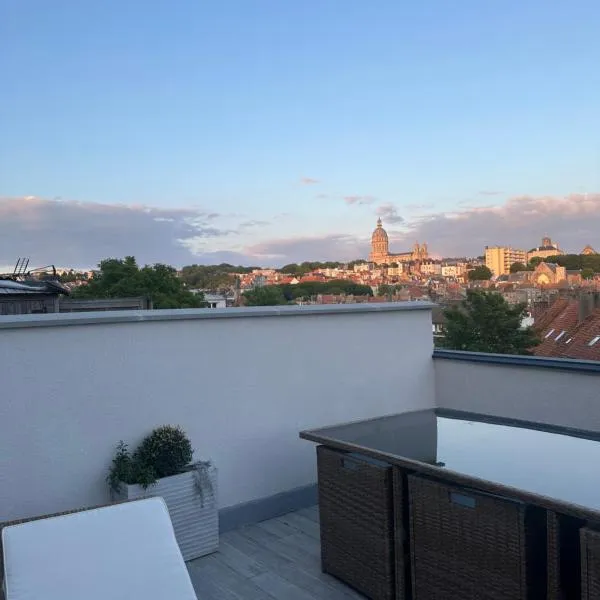 La parenthèse Parking Privatif, hotel in Boulogne-sur-Mer