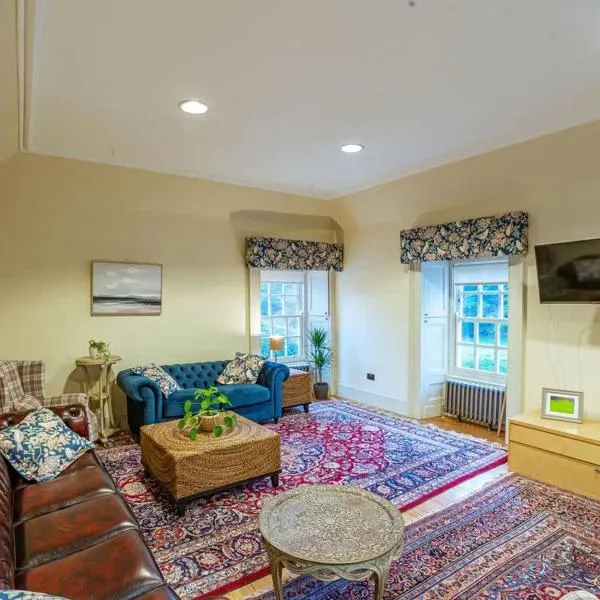 Penninghame Estate - Stewart Apartment, hotel in Challoch