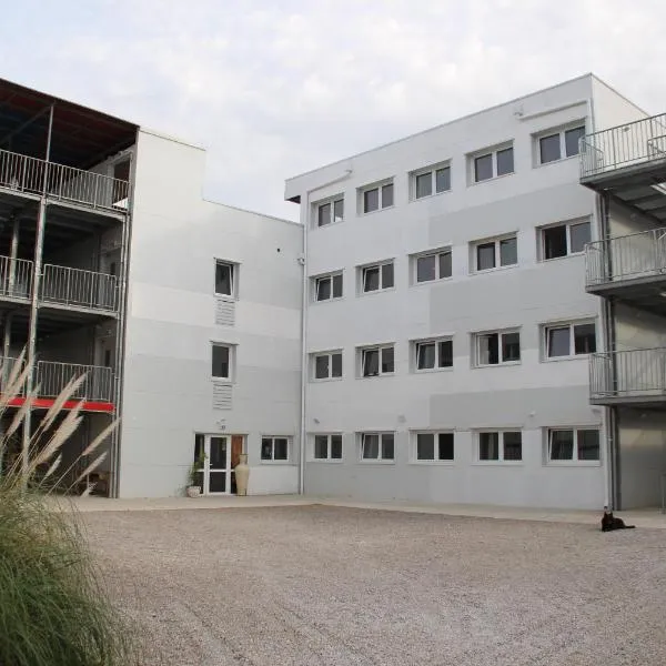Résidence Arkenciel - Mauguio - Baillargues, hotel v destinaci Mudaison