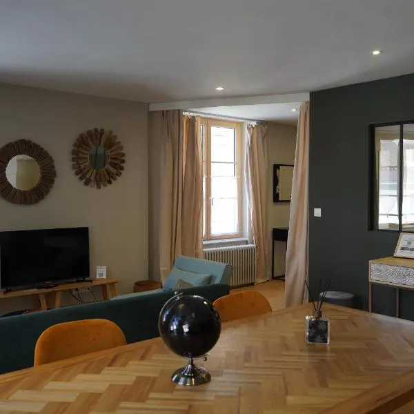 Les Suites Gueguen, hotel v destinaci Chablis