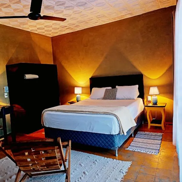 Executive King Suite with Balcony, hotel a Asunción