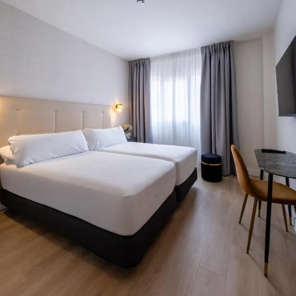 Hotel Cisneros, hotel v destinaci Alcalá de Henares