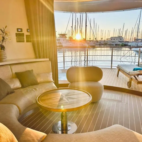 Luxury Floating Apartment - Amor, hotel ve Splitu