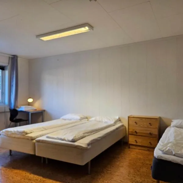 Twin room 207 near Kristiansand, hotel in Vennesla