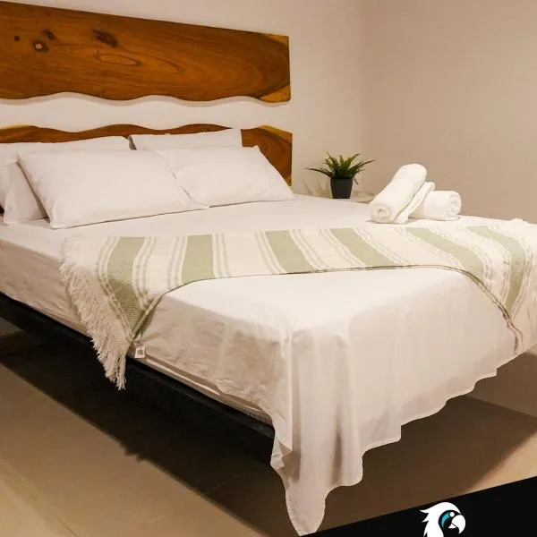 Clandestino - Hotel Boutique, hotel in La Dorada