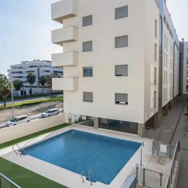 Centro con piscina y cerca de la estación de tren, hotel El Puerto de Santa Maríában