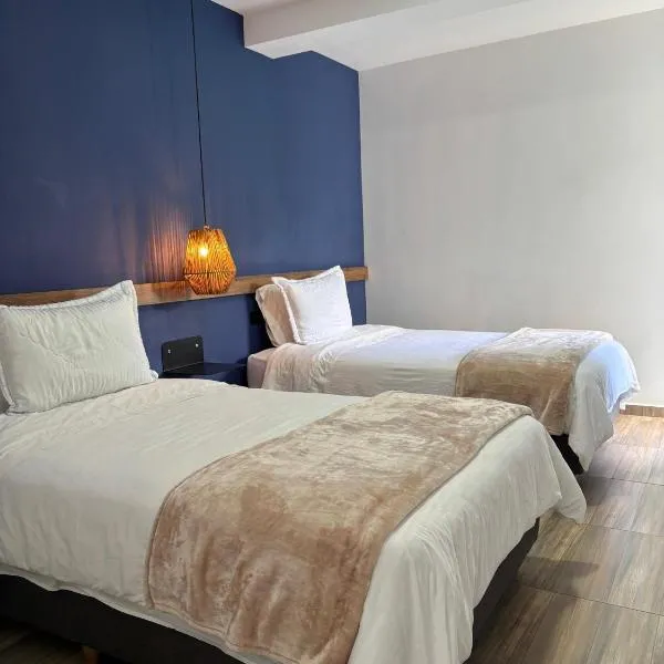 Hotel Tumbaga 88, готель у місті Саленто