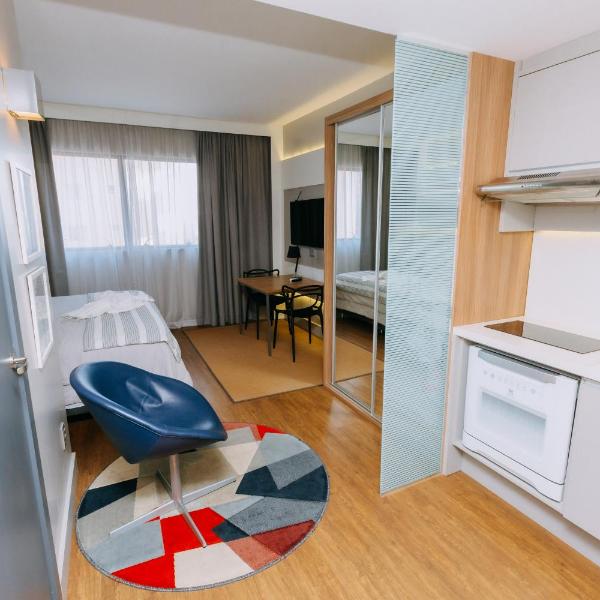 Studio Aconchegante no Batel Cama King WiFi e Estac