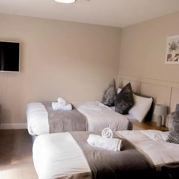 Brand New Studio Gem sleeps 3, hotel in Thornton Heath